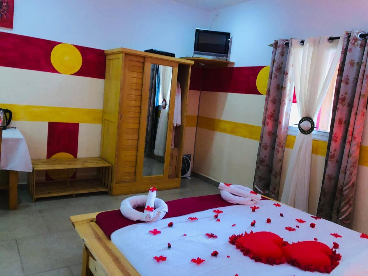Petite Flower Guest House Talata-maty Exterior photo