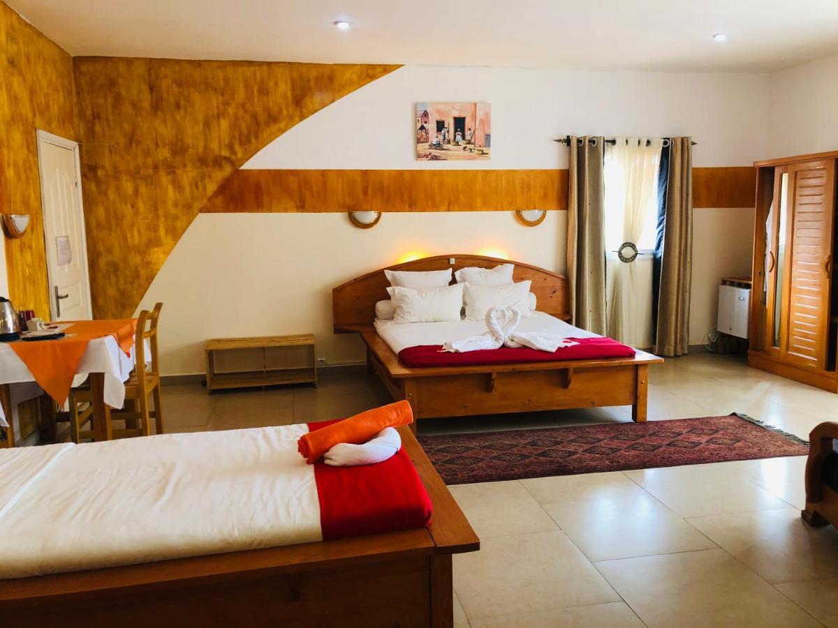 Petite Flower Guest House Talata-maty Exterior photo