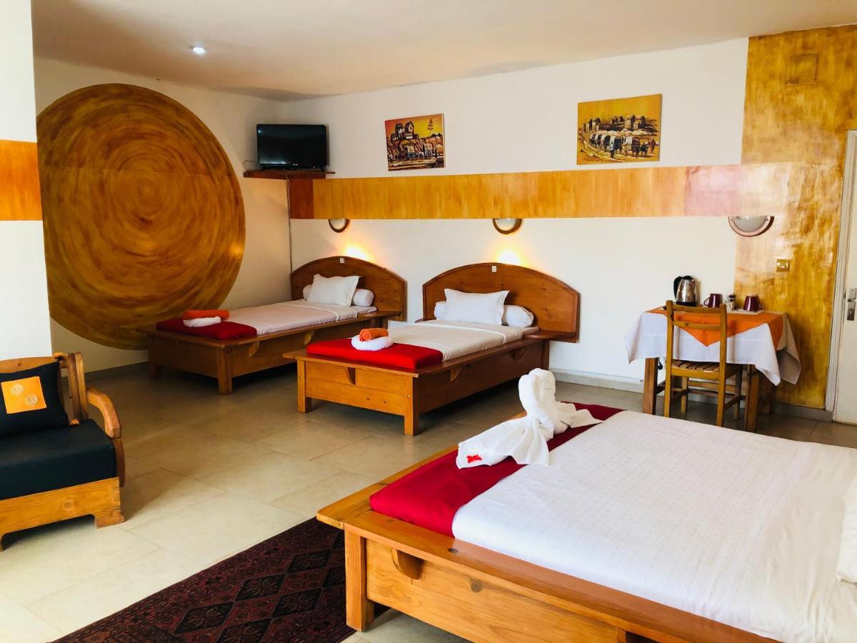 Petite Flower Guest House Talata-maty Exterior photo