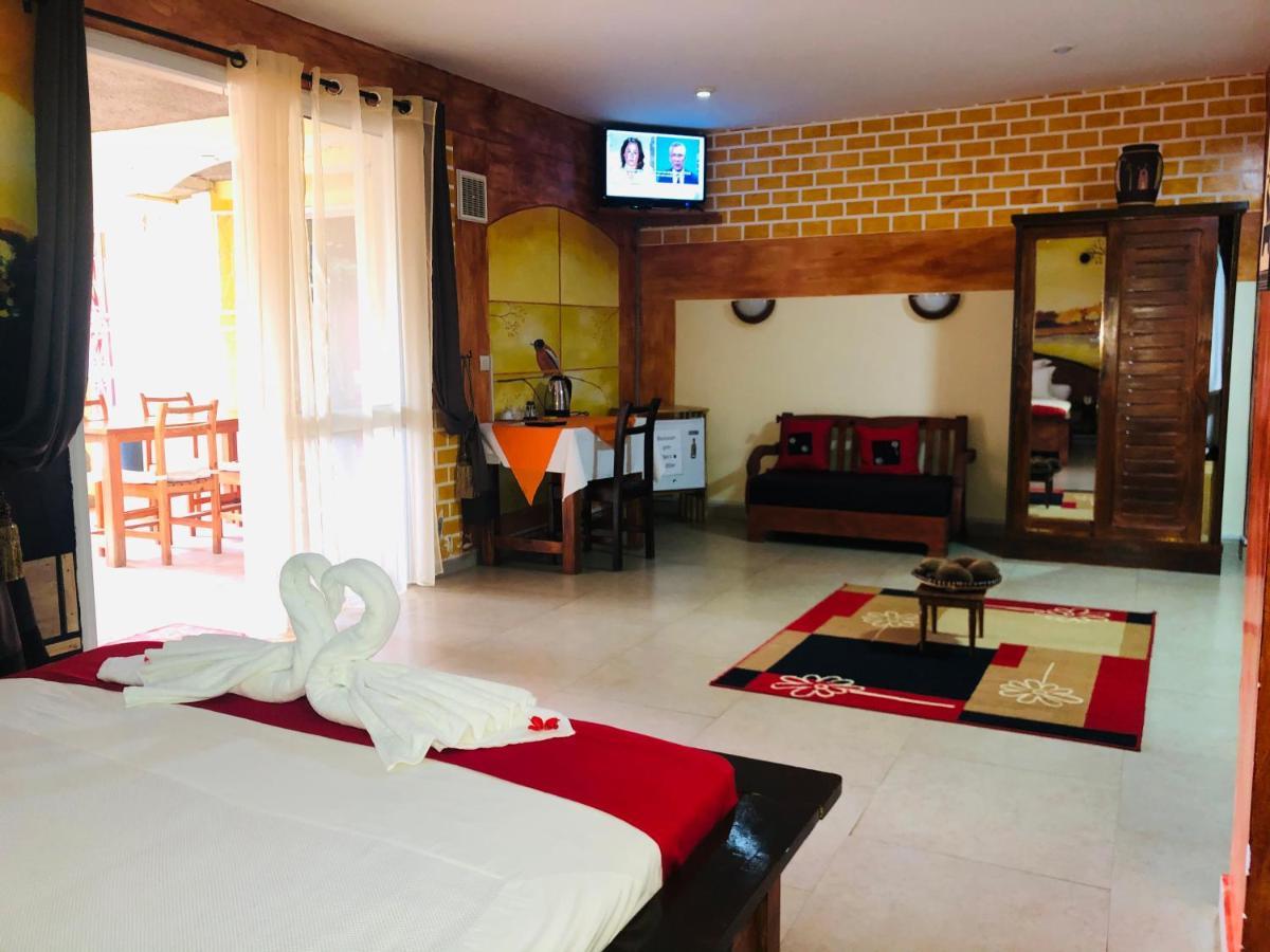 Petite Flower Guest House Talata-maty Exterior photo
