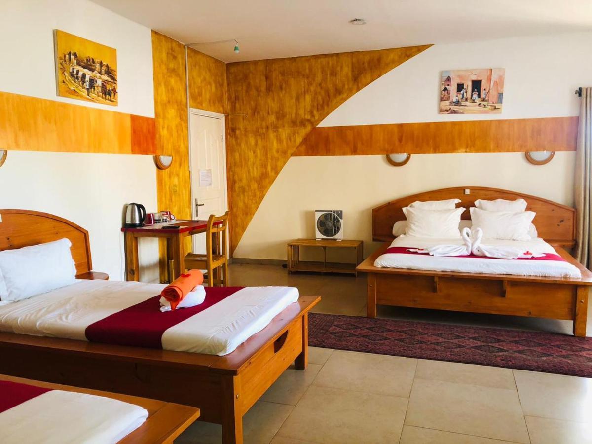 Petite Flower Guest House Talata-maty Exterior photo