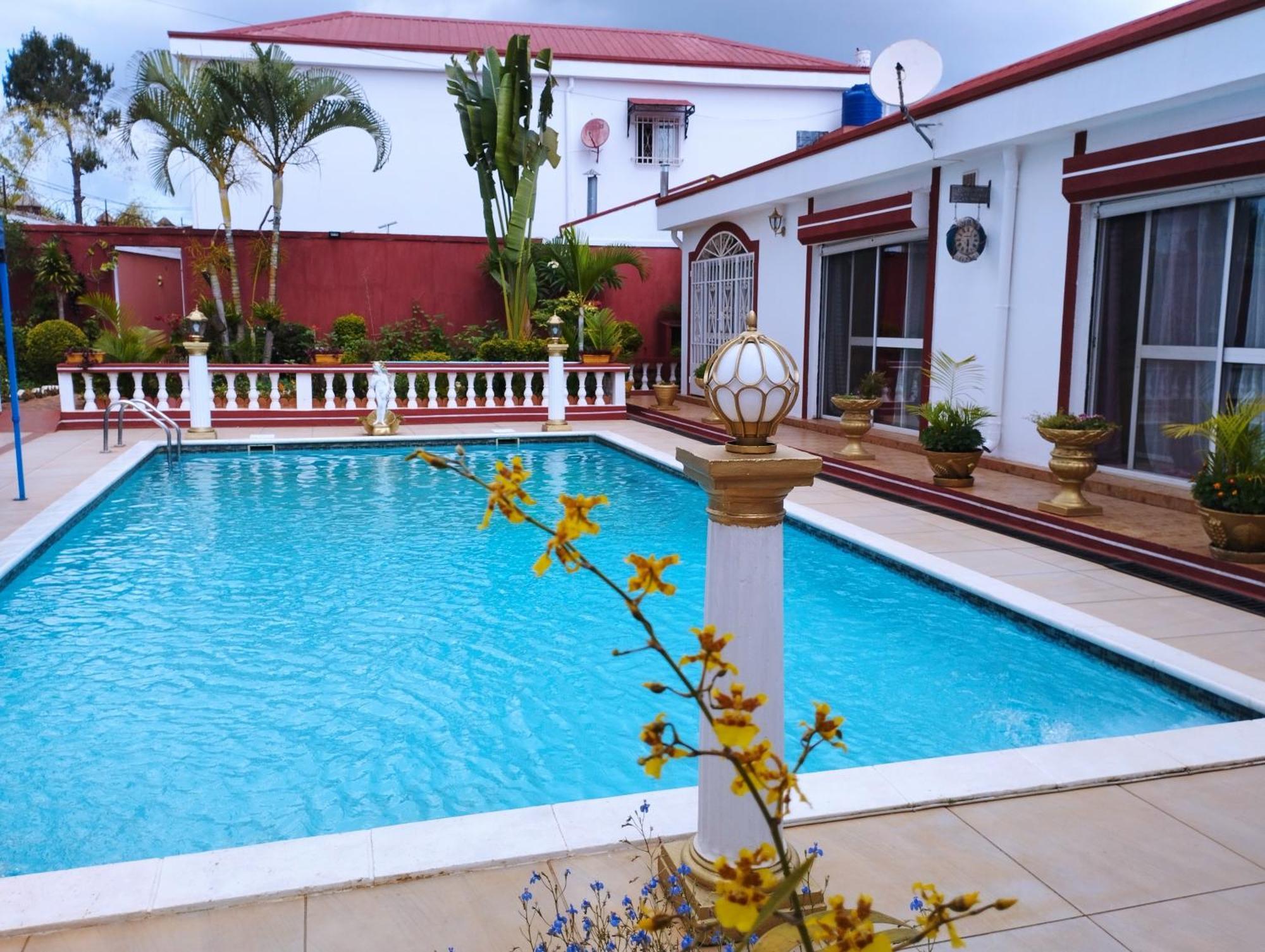 Petite Flower Guest House Talata-maty Exterior photo